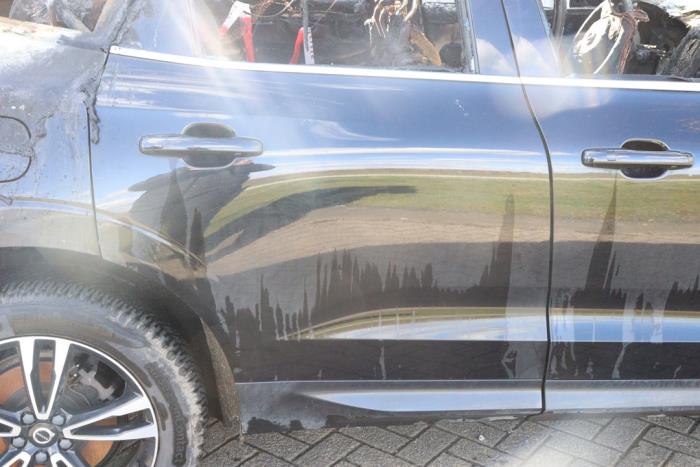 Volvo XC60 II 2.0 B4 16V Mild Hybrid AWD Épave (2020, Noir)