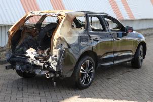 Volvo XC60 II 2.0 B4 16V Mild Hybrid AWD Épave (2020, Noir)