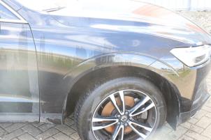 Volvo XC60 II 2.0 B4 16V Mild Hybrid AWD Épave (2020, Noir)