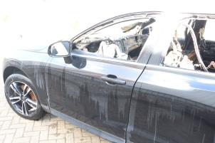 Volvo XC60 II 2.0 B4 16V Mild Hybrid AWD Épave (2020, Noir)