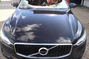 Volvo XC60 II 2.0 B4 16V Mild Hybrid AWD Épave (2020, Noir)