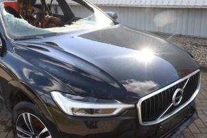 Volvo XC60 II 2.0 B4 16V Mild Hybrid AWD Épave (2020, Noir)
