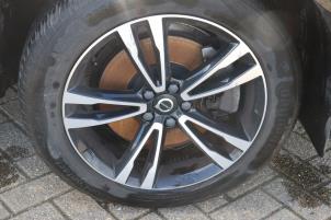 Volvo XC60 II 2.0 B4 16V Mild Hybrid AWD Épave (2020, Noir)