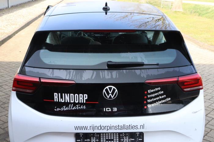 Volkswagen ID.3 First, Life, Pro 58 kWh Salvage vehicle (2020, Metallic, White)