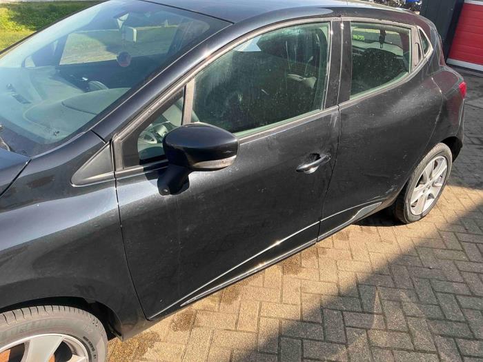 Renault Clio IV 0.9 Energy TCE 90 12V Salvage vehicle (2014, Black)