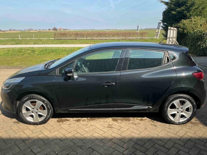 Renault Clio IV 0.9 Energy TCE 90 12V Salvage vehicle (2014, Black)