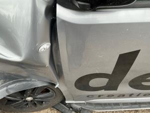 Peugeot Expert 2.0 Blue HDi 180 16V Épave (2020, Métallisé, Gris argenté)