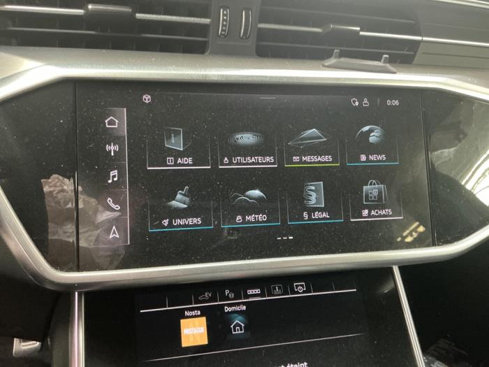 Audi A6 Avant 2.0 16V 55 TFSI e Hybrid Quattro Épave (2023, Métallisé, Bleu)
