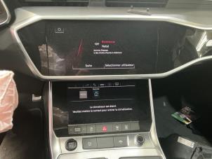 Audi A6 Avant 2.0 16V 55 TFSI e Hybrid Quattro Épave (2023, Métallisé, Bleu)