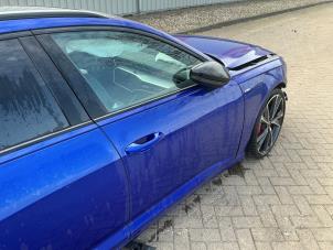 Audi A6 Avant 2.0 16V 55 TFSI e Hybrid Quattro Épave (2023, Métallisé, Bleu)