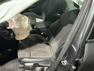Audi A4 Avant 2.0 35 TFSI Mild Hybrid 16V Épave (2023, Gris)