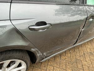 Audi A4 Avant 2.0 35 TFSI Mild Hybrid 16V Épave (2023, Gris)