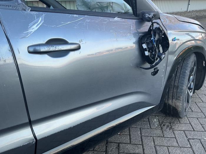Renault Austral 1.2 Mild Hybrid Advanced 130 Épave (2023, Métallisé, Gris argenté, Gris)