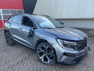 Renault Austral 1.2 Mild Hybrid Advanced 130 Épave (2023, Métallisé, Gris argenté, Gris)