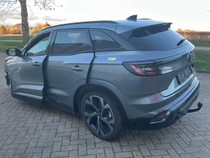 Renault Austral 1.2 Mild Hybrid Advanced 130 Épave (2023, Métallisé, Gris argenté, Gris)