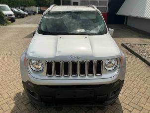 Jeep Renegade 1.4 Multi Air 16V Samochód złomowany (2017, Metalik, Srebrnoszary)