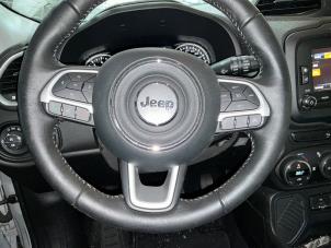 Jeep Renegade 1.4 Multi Air 16V Samochód złomowany (2017, Metalik, Srebrnoszary)