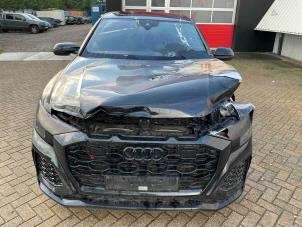 Audi RS Q8 4.0 V8 32V RS TFSI Mild Hybrid Quattro Épave (2022, Métallisé, Noir)