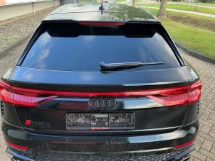 Audi RS Q8 4.0 V8 32V RS TFSI Mild Hybrid Quattro Épave (2022, Métallisé, Noir)