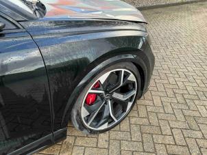 Audi RS Q8 4.0 V8 32V RS TFSI Mild Hybrid Quattro Épave (2022, Métallisé, Noir)