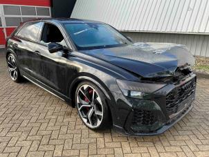 Audi RS Q8 4.0 V8 32V RS TFSI Mild Hybrid Quattro Épave (2022, Métallisé, Noir)