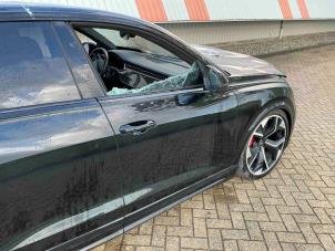 Audi RS Q8 4.0 V8 32V RS TFSI Mild Hybrid Quattro Épave (2022, Métallisé, Noir)