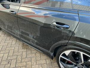 Audi RS Q8 4.0 V8 32V RS TFSI Mild Hybrid Quattro Épave (2022, Métallisé, Noir)