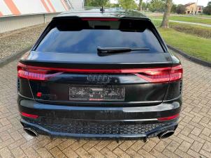 Audi RS Q8 4.0 V8 32V RS TFSI Mild Hybrid Quattro Épave (2022, Métallisé, Noir)
