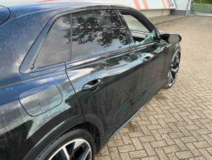 Audi RS Q8 4.0 V8 32V RS TFSI Mild Hybrid Quattro Épave (2022, Métallisé, Noir)