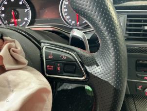 Audi RS 6 Avant 4.0 V8 TFSI Performance 32V Épave (2018, Métallisé, Gris argenté, Gris)