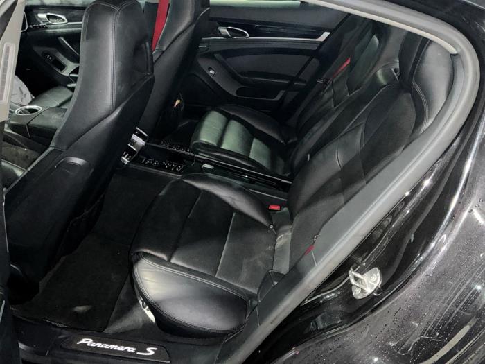 Porsche Panamera 3.0 V6 24V 4S Épave (2013, Métallisé, Noir)