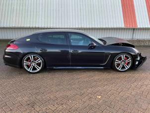 Porsche Panamera 3.0 V6 24V 4S Épave (2013, Métallisé, Noir)