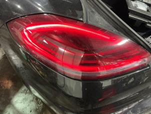 Porsche Panamera 3.0 V6 24V 4S Épave (2013, Métallisé, Noir)