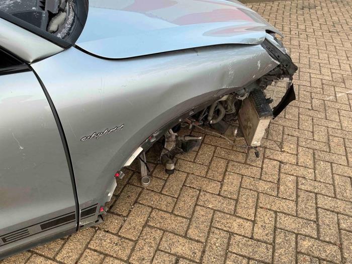 Porsche Cayenne III 3.0 V6 Turbo 24V E-Hybrid Samochód złomowany (2021, Metalik, Srebrnoszary)