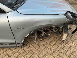 Porsche Cayenne III 3.0 V6 Turbo 24V E-Hybrid Samochód złomowany (2021, Metalik, Srebrnoszary)