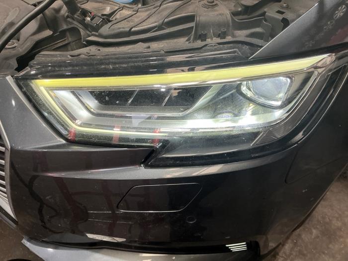 Audi A3 Sportback 1.4 TFSI 16V 40 e-tron Épave (2020, Métallisé, Gris argenté)