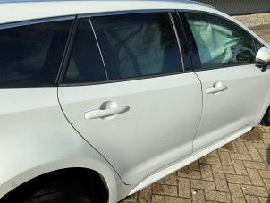 Toyota Corolla Touring Sport 2.0 16V Hybrid Vehículo de desguace (2020, Metálico, Blanco)