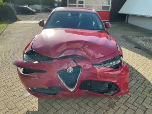 Alfa Romeo Giulia 2.2d 150 16V Vehículo de desguace (2016, Rojo)