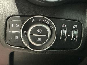 Alfa Romeo Giulia 2.2d 150 16V Vehículo de desguace (2016, Rojo)
