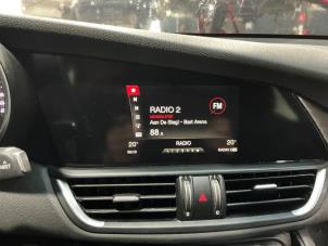 Alfa Romeo Giulia 2.2d 150 16V Vehículo de desguace (2016, Rojo)