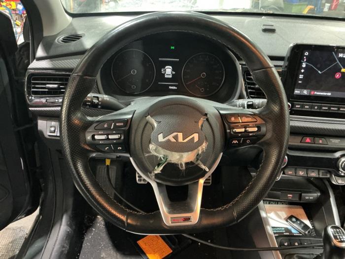 Kia Rio IV 1.0i T-GDi 100 12V Vehículo de desguace (2022, Gris)