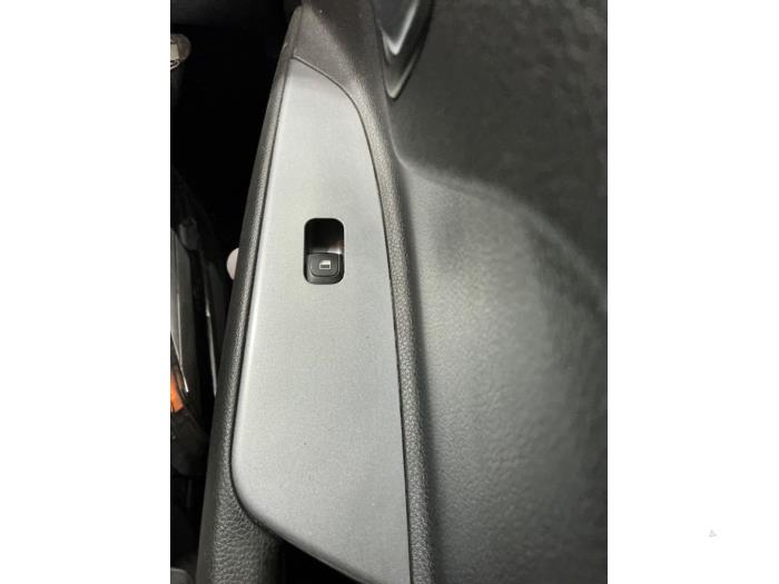 Kia Rio IV 1.0i T-GDi 100 12V Vehículo de desguace (2022, Gris)