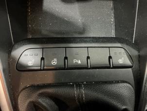 Kia Rio IV 1.0i T-GDi 100 12V Vehículo de desguace (2022, Gris)