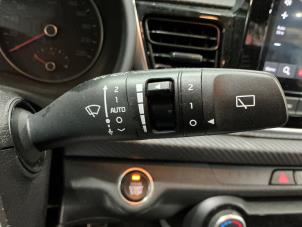 Kia Rio IV 1.0i T-GDi 100 12V Vehículo de desguace (2022, Gris)