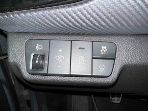 Kia Rio IV 1.0i T-GDi 100 12V Vehículo de desguace (2022, Gris)
