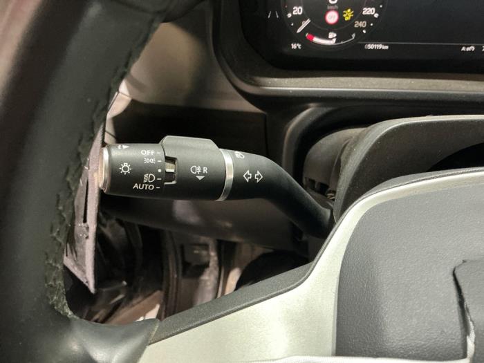 Landrover Defender II 90 3.0 D250 MHEV Épave (2023, Métallisé, Noir)