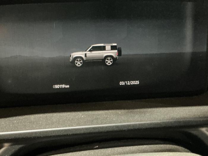 Landrover Defender II 90 3.0 D250 MHEV Épave (2023, Métallisé, Noir)