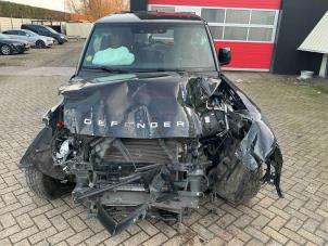 Landrover Defender II 90 3.0 D250 MHEV Épave (2023, Métallisé, Noir)
