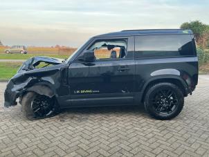 Landrover Defender II 90 3.0 D250 MHEV Épave (2023, Métallisé, Noir)