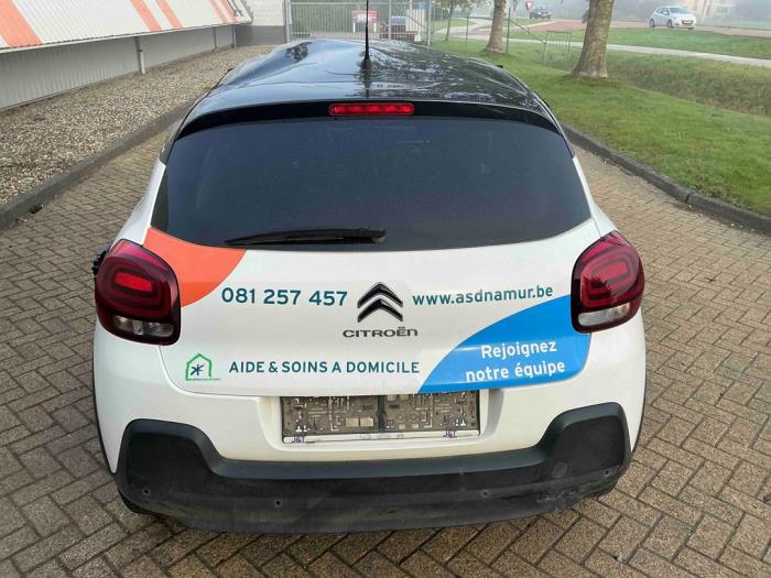 Citroen C3 1.2 12V e-THP PureTech 110 Épave (2023, Blanc)